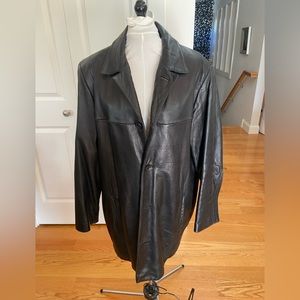 Wilson’s genuine black leather coat size L